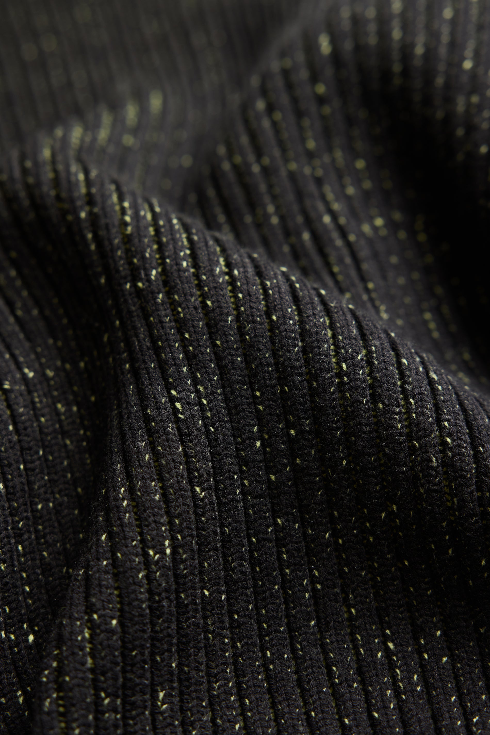 RAINS Sapa Half Zip Knit Black/Acid Long Sleeve