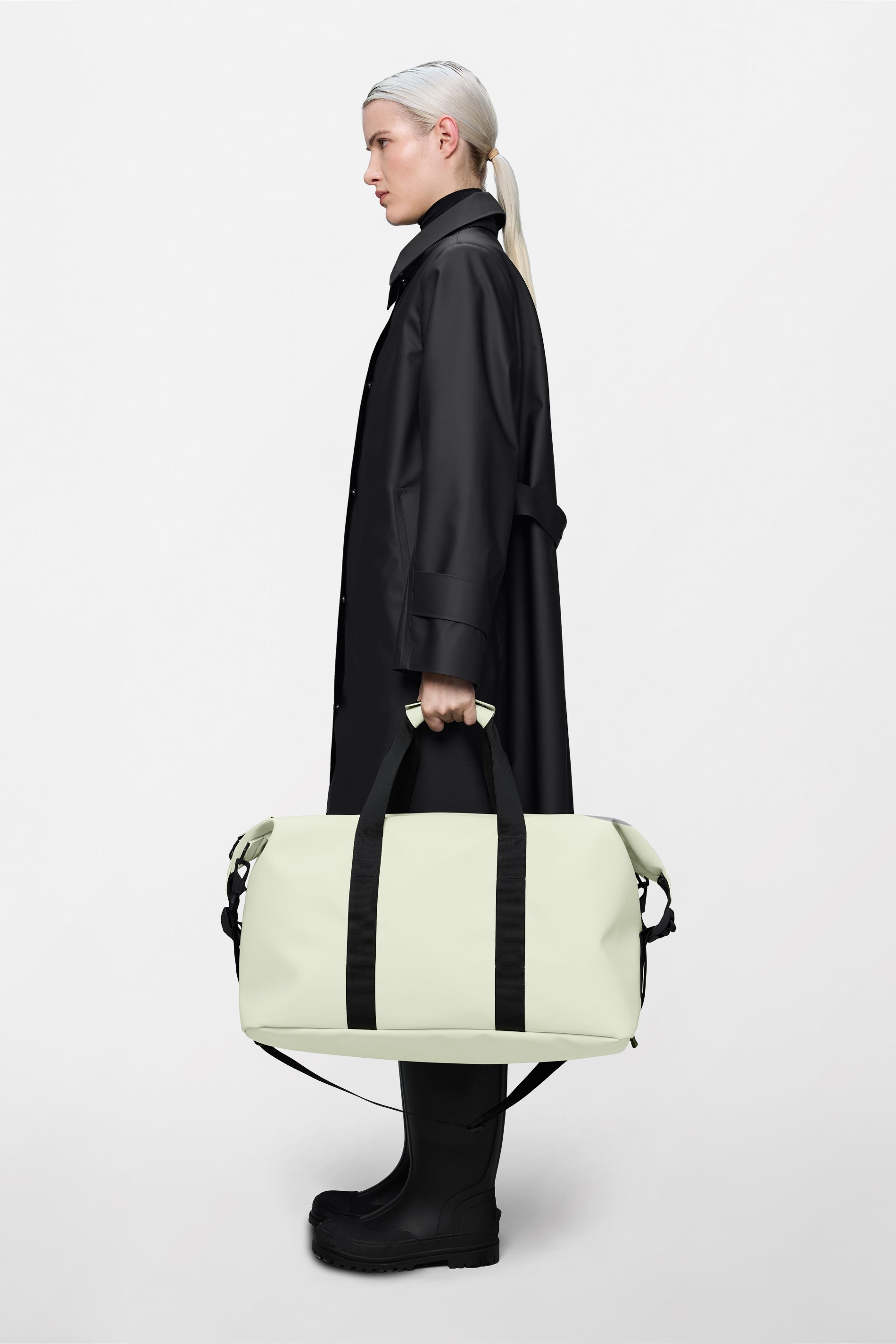 RAINS Hilo Weekend Bag Daze Weekender