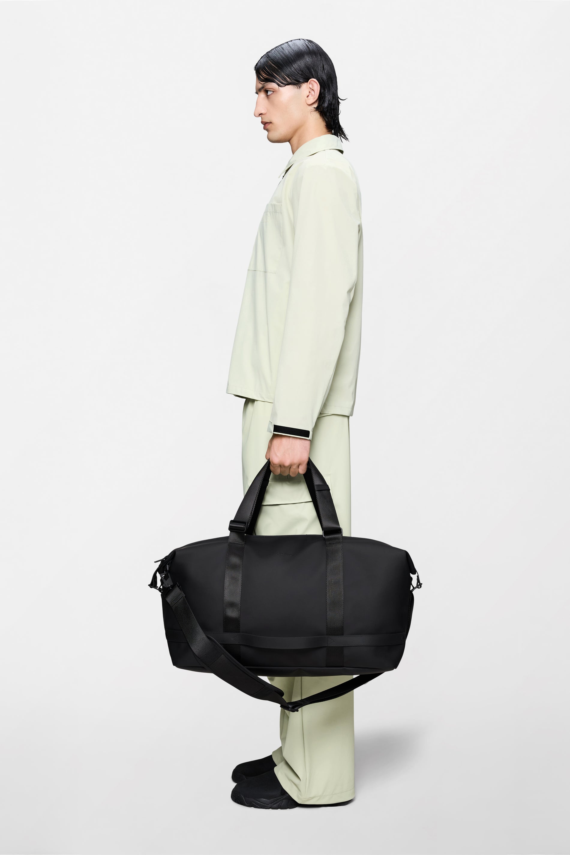 RAINS OTG Weekend Bag Black Weekender