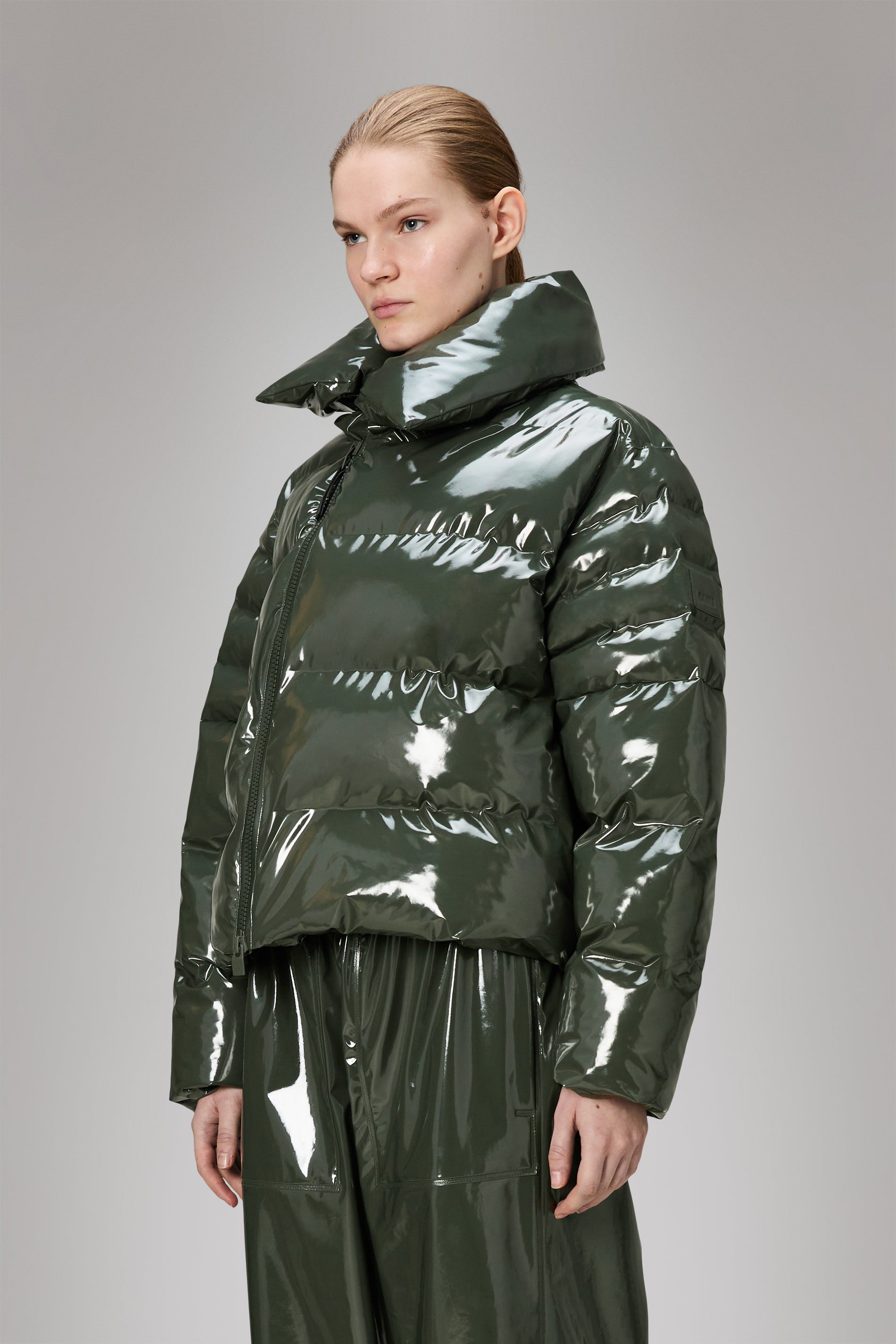 Rains Alta Vision Short Puffer Jacket Swamp Jacket