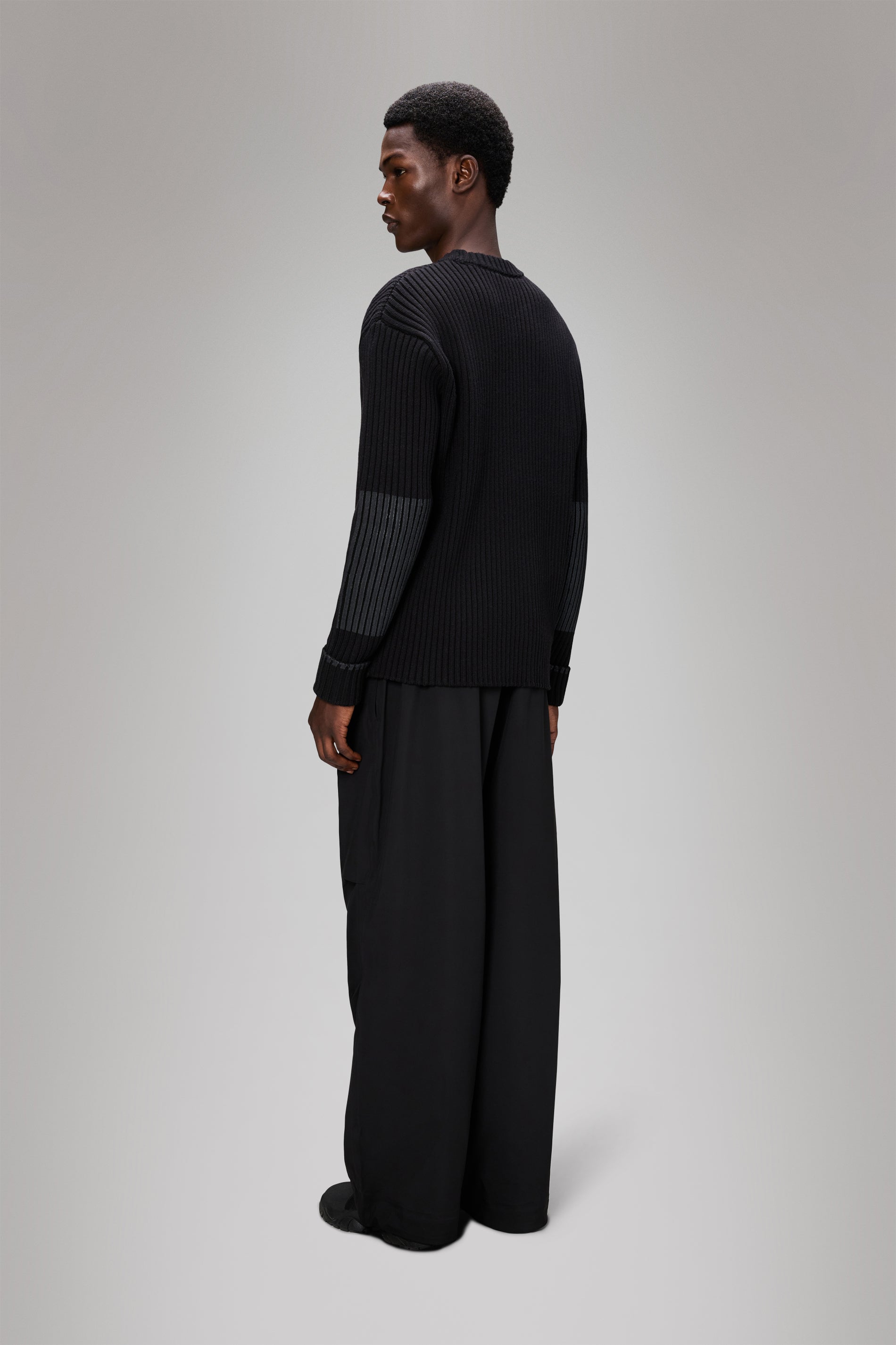 RAINS Sapa Knit Crew Neck Black Long Sleeve