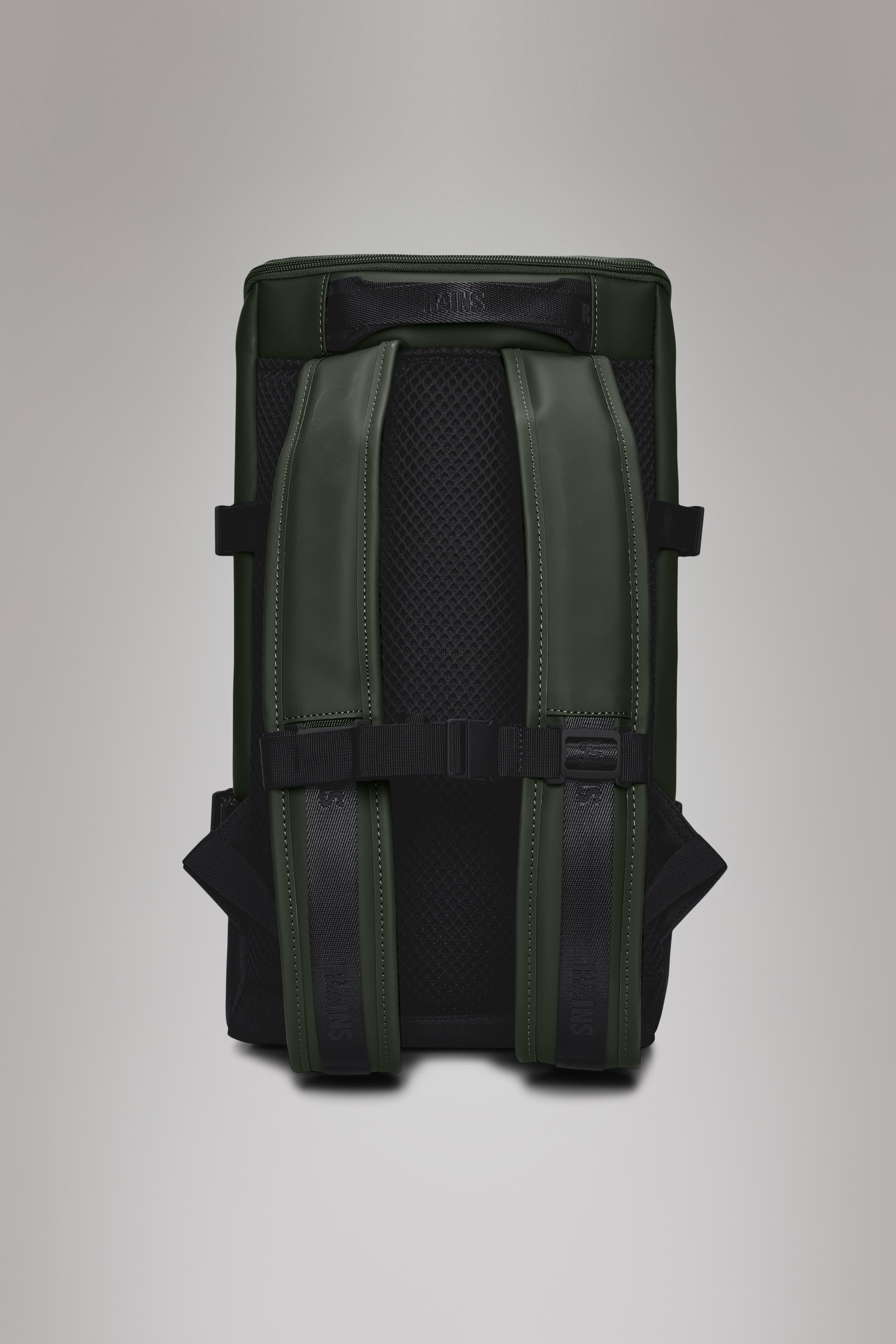 RAINS Trail Cargo Backpack Green 14L H45 x D12 x W26 cm Backpack