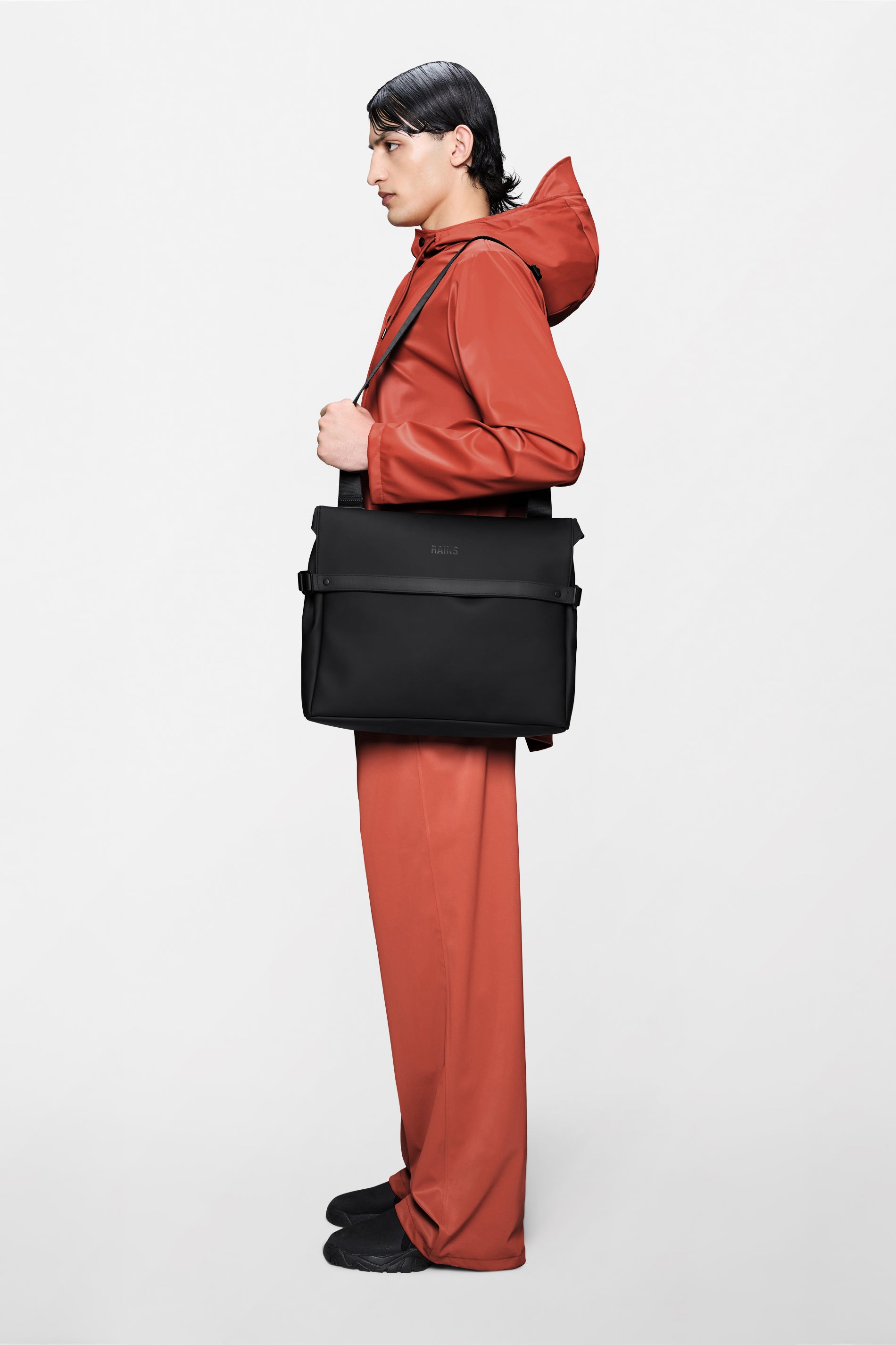 RAINS OTG Messenger Bag Black Messenger