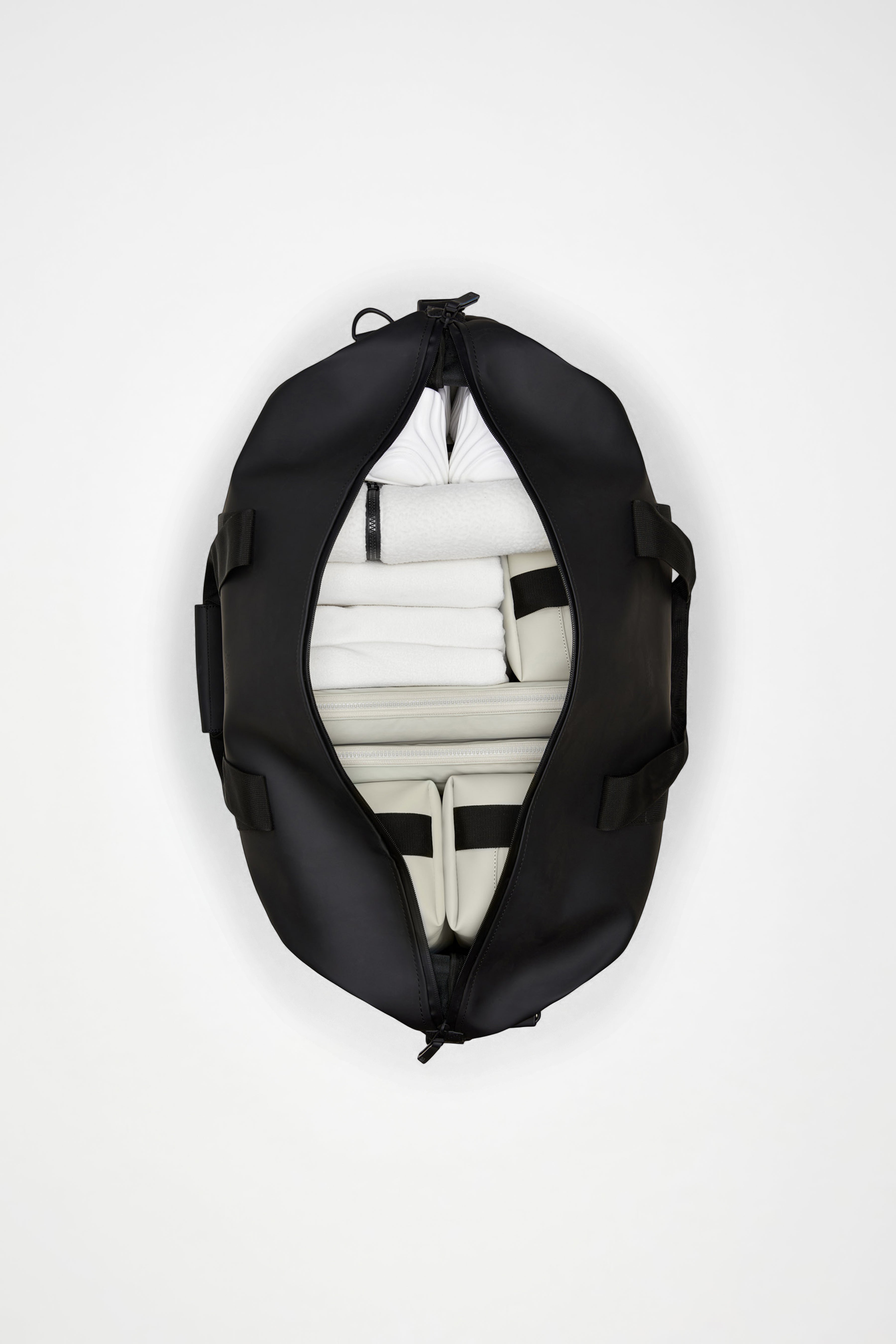 RAINS Hilo Weekend Bag Muddy 36L H35 x D26 x W62 cm Weekender