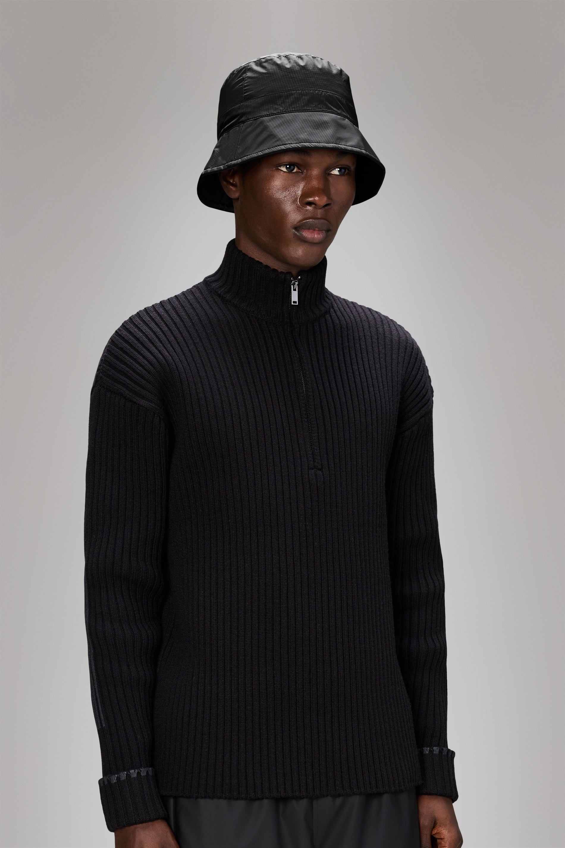 RAINS Bucket Hat Ripstop Black Headwear