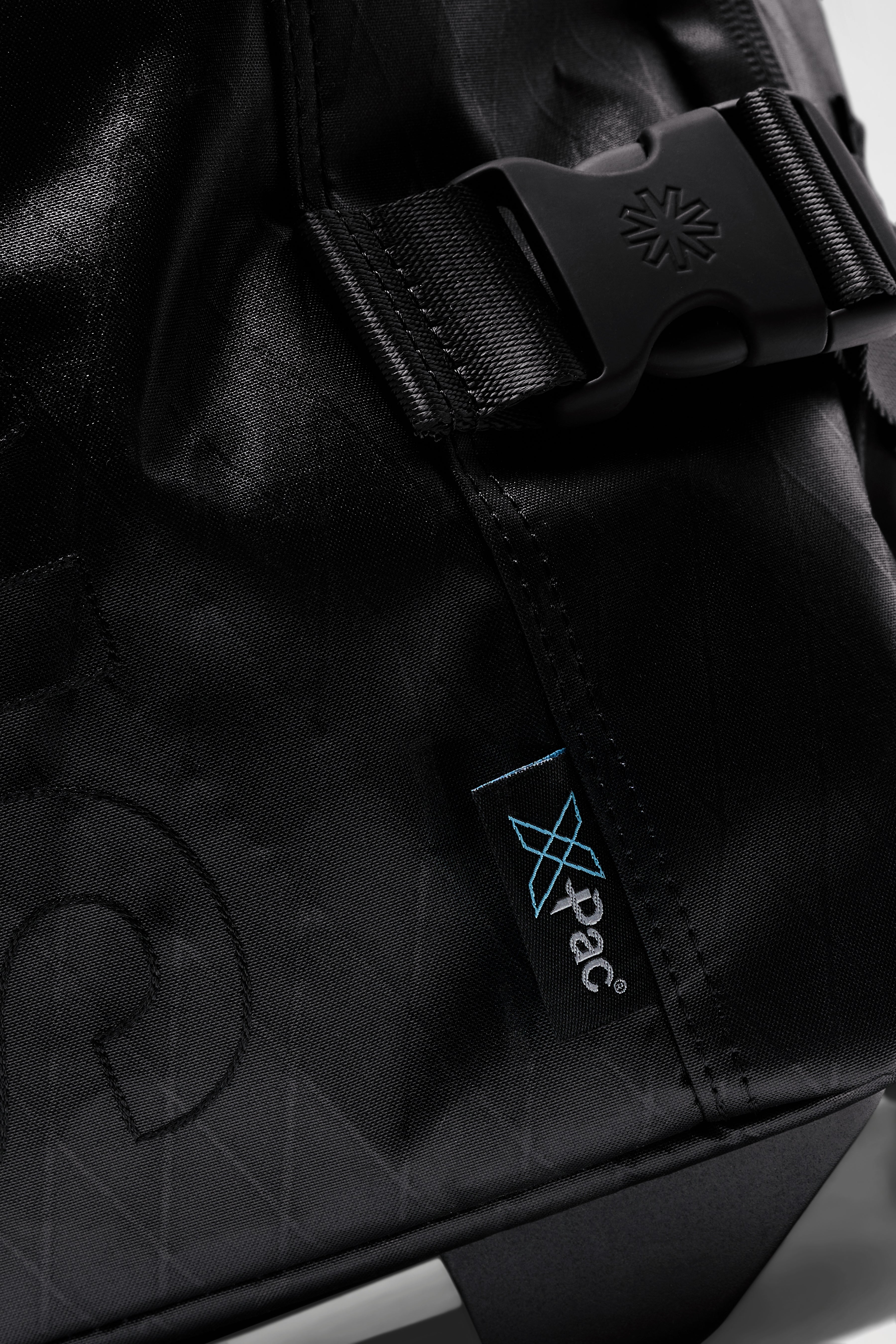 RAINS TexXel Cabin Bag Jet Black 35L H55 x D20 x W31 cm Cabin