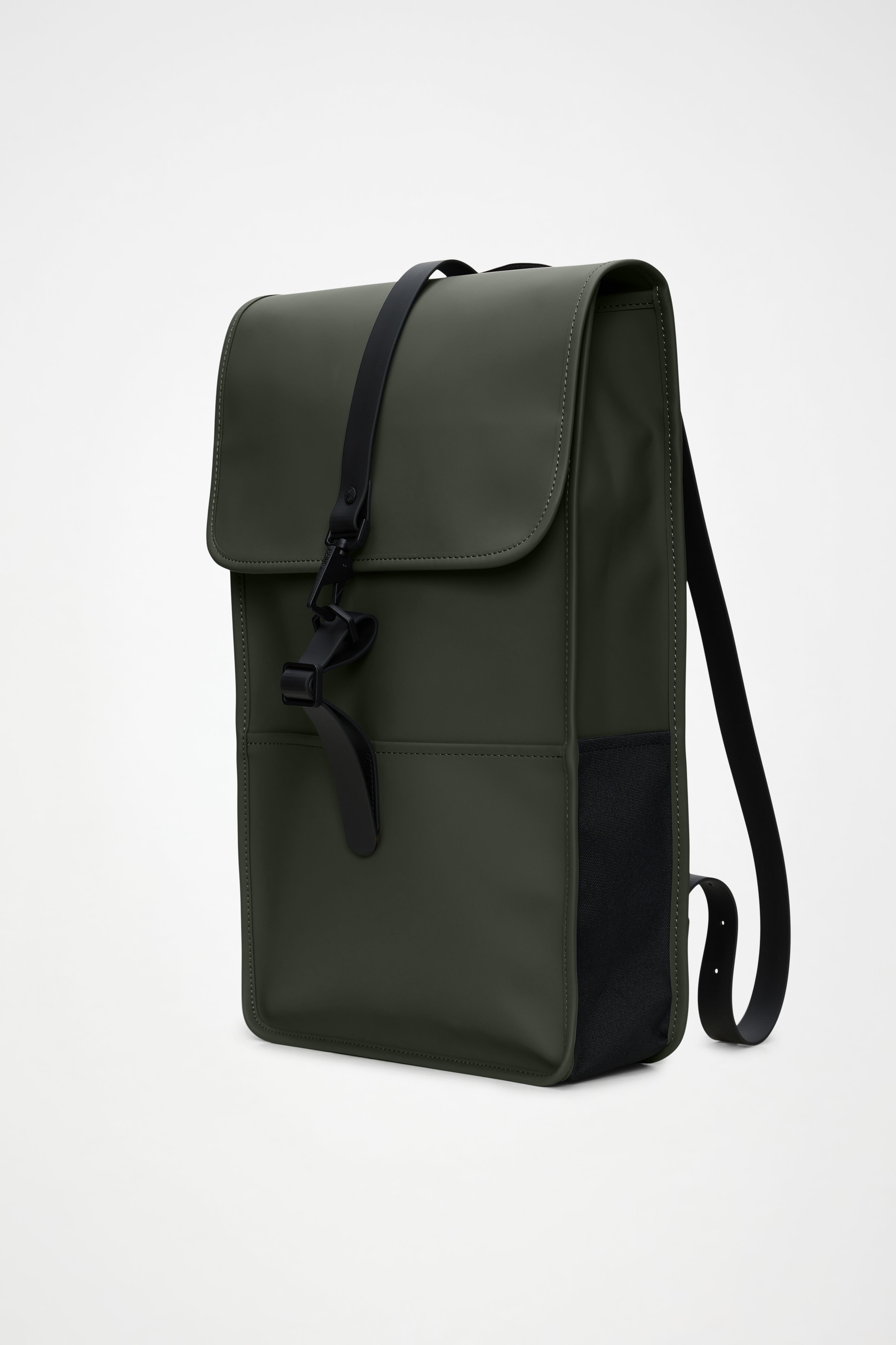 RAINS Backpack Green 18L H50 x D12 x W30 cm Backpack