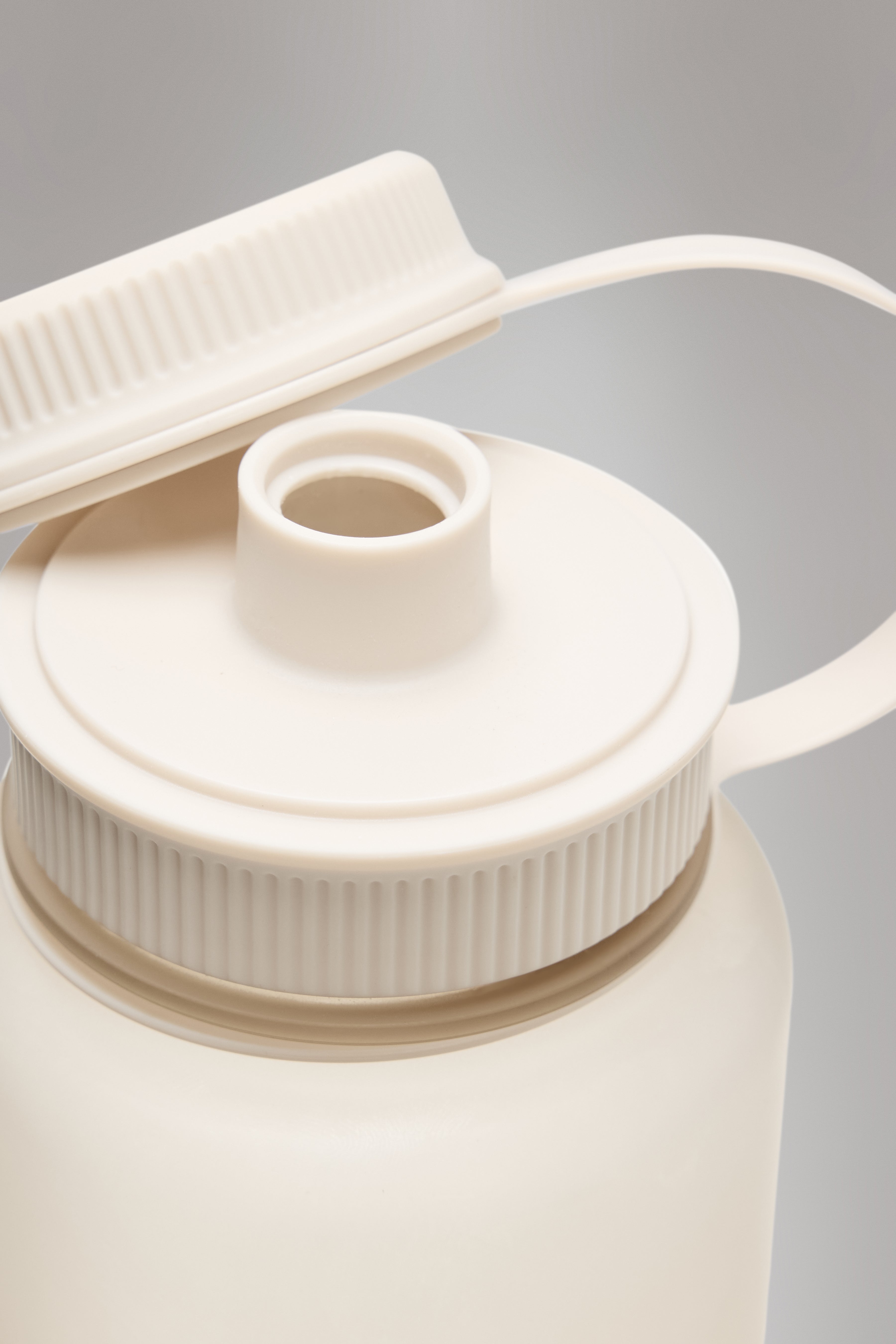 Rains Water Bottle 900ml Dune Bottles