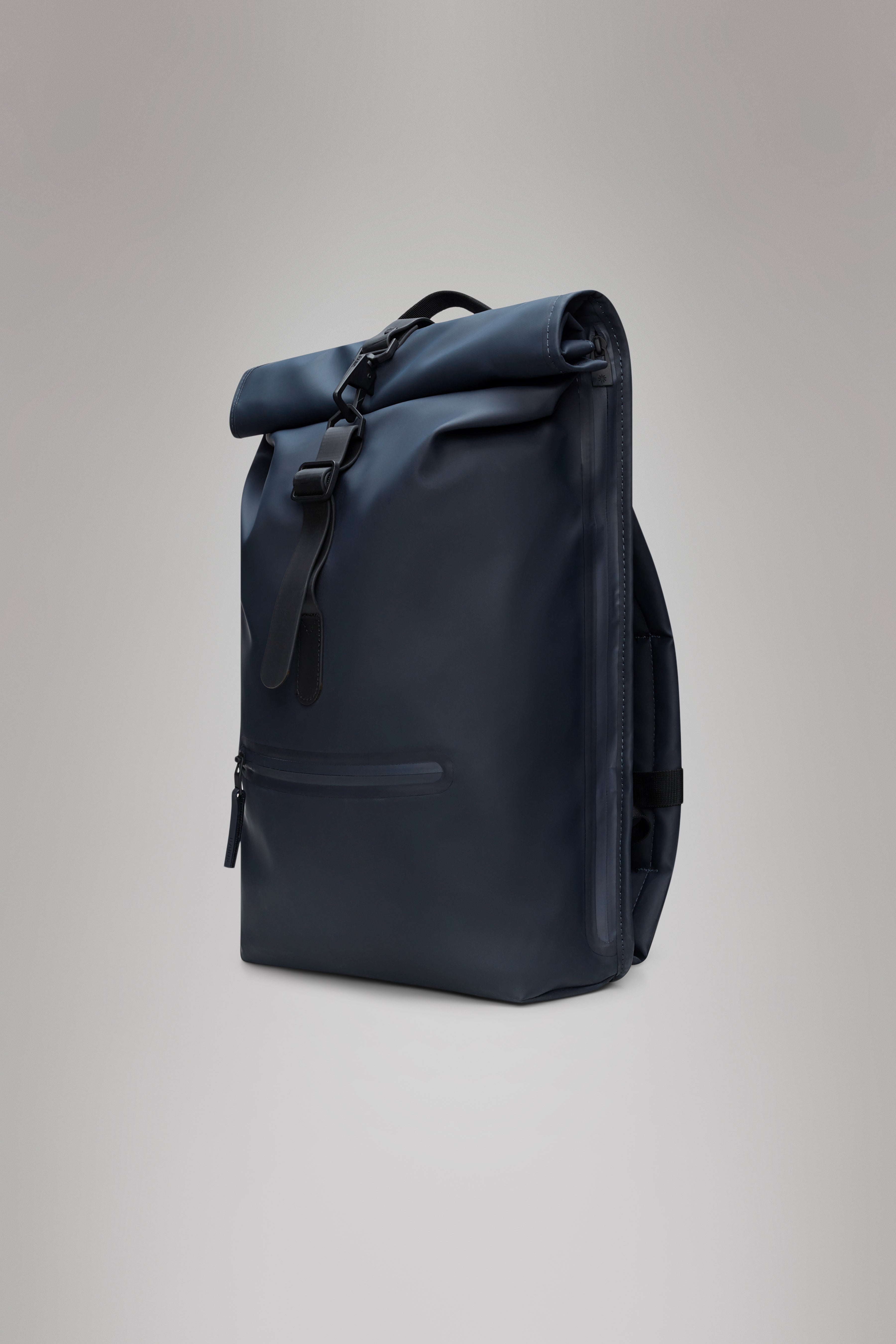RAINS Rolltop Rucksack Navy Backpack