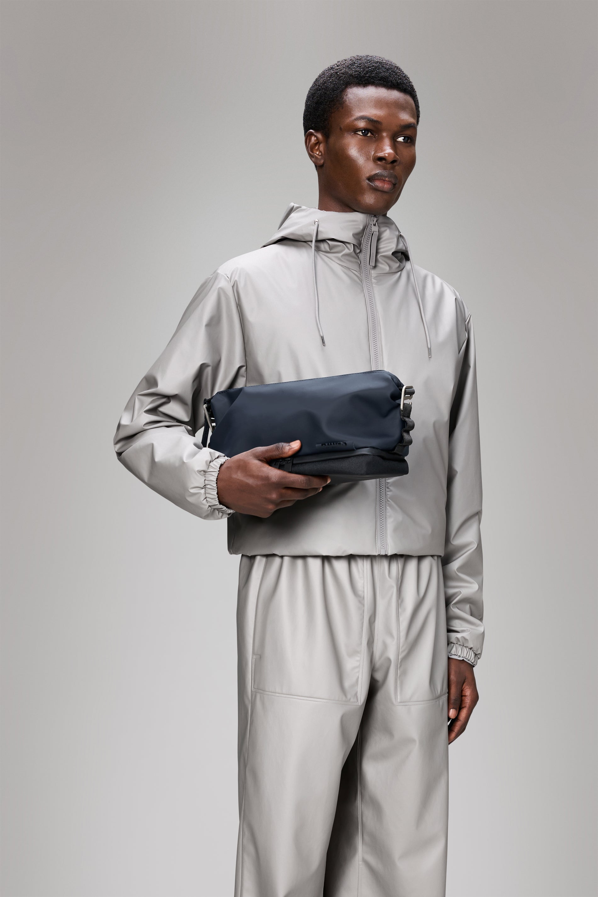 RAINS Otaru Wash Bag Navy 6.40L H20 x D14 x W33 cm Wash Bag