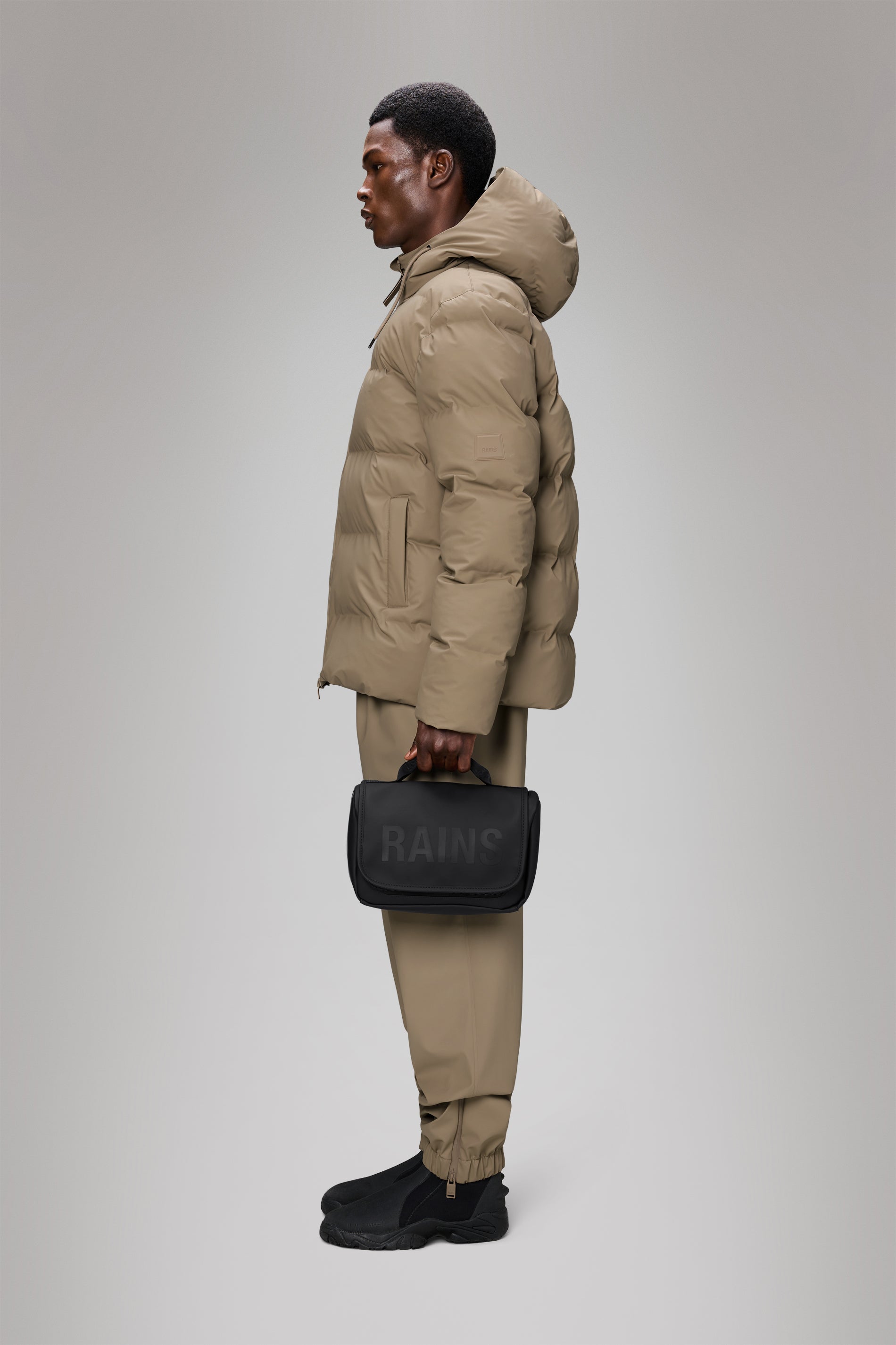 RAINS Texel Wash Bag Black Wash Bag