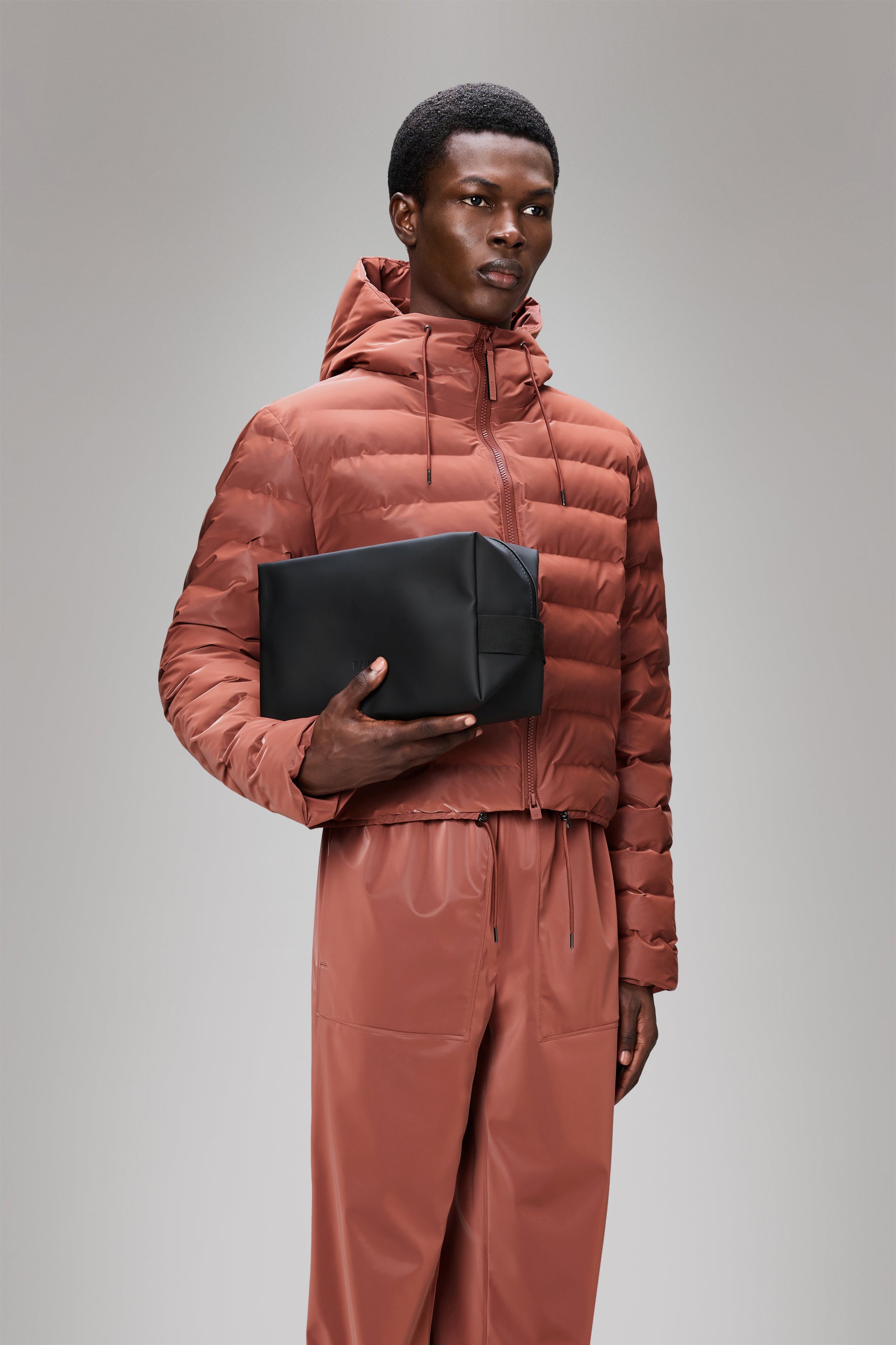 RAINS Wash Bag Large Black 6.70L H17 x D14.50 x W27 cm Wash Bag