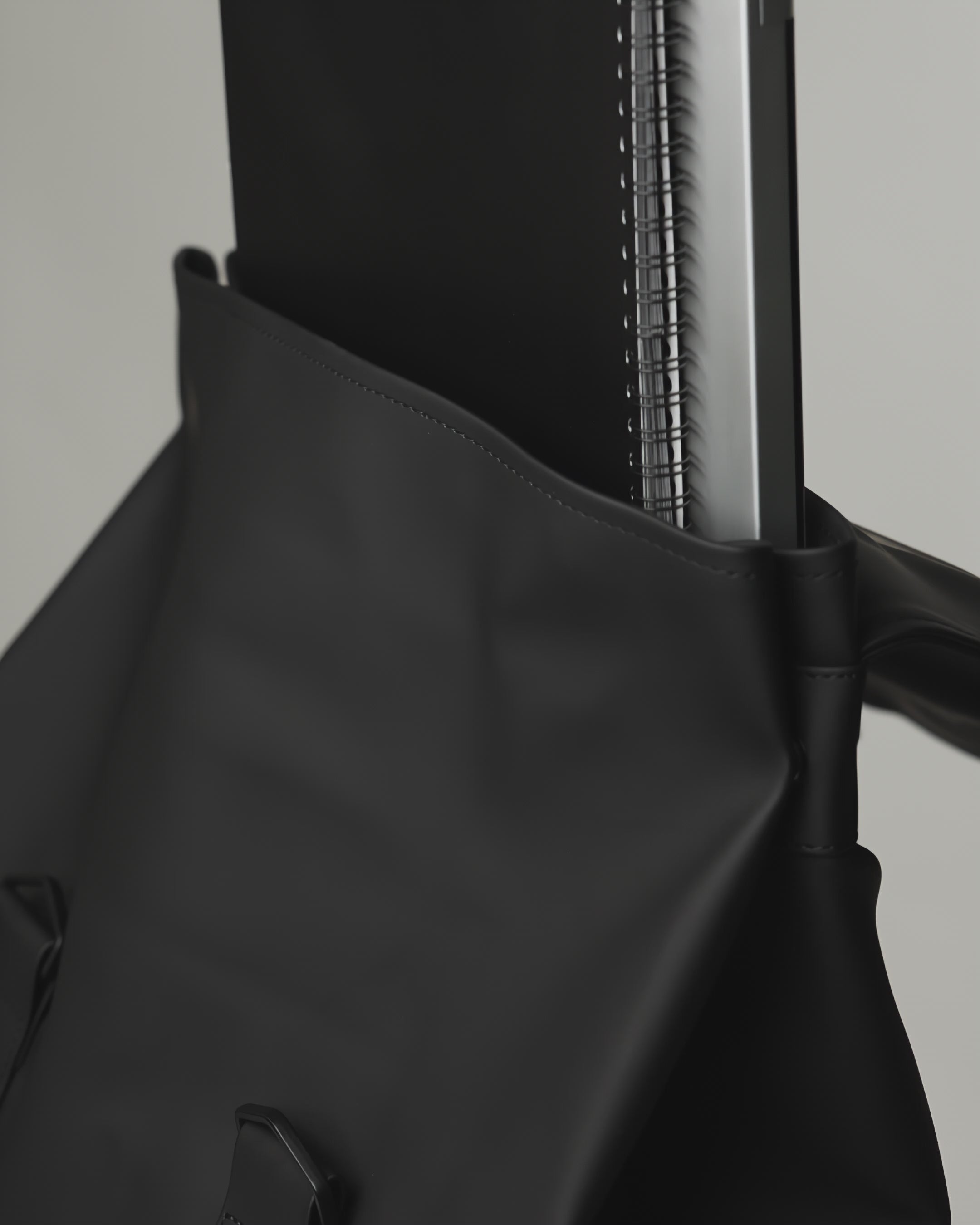 Padded laptop pocket